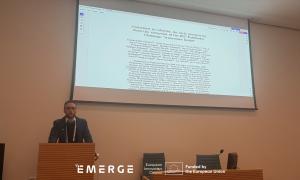 Cosimo Della Santina, member of the EMERGE consortium and Assistant Professor from TUDelft, presents during the workshop “Designing Aware Robots” in Rimini, Italy.