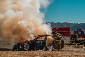 E-FireX test on fully involved Tesla extingushing fire using 200 gallons of water and E-FireX’s TRPL-E™