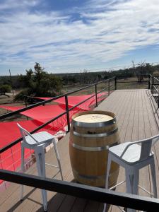 places to stay near fredericksburg texas wineries