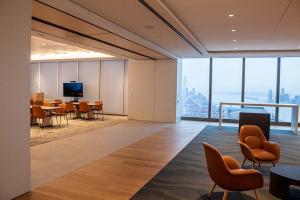 Skyfold Zenith Premium 60 | Crowell & Moring LLP - Experience Innovation