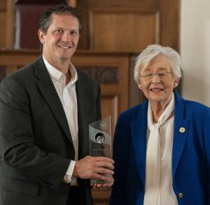 Hartzell Engine Tech President Keith Bagley and Alabama Gov. Kay Ivey