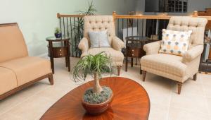 Seaside Palm Beach Premier Addiction Treatment Center Therapy Room