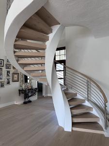 Luxury home features hardwood from europeanflooring.com