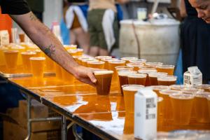  The annual street fest highlights the Chicago Brewing District, a dynamic hub of exceptional breweries nestled in the Kinzie Industrial Corridor.