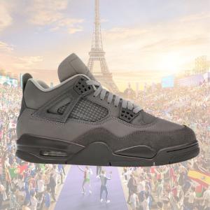 The Jordan 4 Retro SE Paris Olympics Wet Cement shoes bear a striking resemblance to the highly sought-after AJ4 KAWS