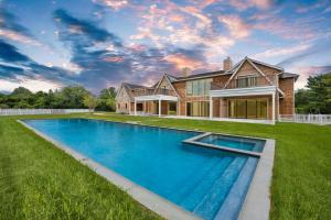 Located in Southampton’s exclusive Fordune enclave, once part of Henry Ford II’s 250-acre estate, on a quiet cul-de-sac