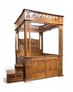 Rare and valuable canopy bed by Charles Rohlfs (American, 1853-1936), crafted circa 1900-1901, exhibited at the 1901 Pan American Exposition in Buffalo, N.Y. (est. $30,000-$50,000).