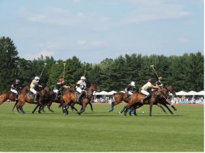 Teams Smithfield and Escape Aviation in Action (Photo Credit: LuxuryExperience.com)