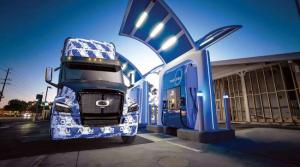 Hydrogen Fuel-Cell Electric Truck