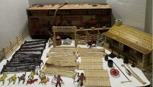 Toys will also be plentiful, with lots that include a hard-to-find 1952 Marx Roy Rogers Rodeo Ranch playset with the original box (est. $150-$350).