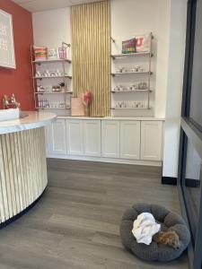 Sugar Sugar's Queen Creek, Arizona offers Clean Beauty Services Such as Sugar Waxing