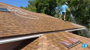 Cleaning Soft Washing a Roof for a Central Florida Homeowner