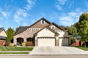 920 E. Tuweep St. - Located in Copper Basin Subdivision