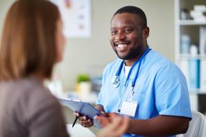 Handoff patient from one nurse to another properly