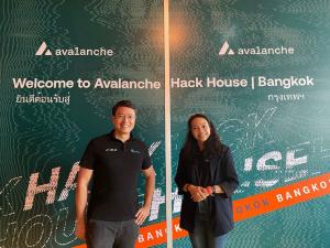 Dr. Tuan Cao (left), founder of LIFE AI, and Laura Nguyen, representative of Avalanche, at the Hack House event in Thailand.