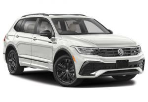 A silver 2024 Volkswagen Tiguan SE R-Line