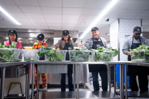 VP Kamala Harris, Second Gentleman Doug Emhoff and their family help prepare meals on Thanksgiving Day at DC Central Kitchen. Photo courtesy of White House Photo Office // Lawrence Jackson