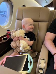 Business Jet Takes Girl to Cancer Treatment