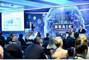Manning Hanser presenting at BRAIN