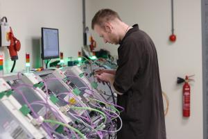 JC-Electronics employs over 100 skilled technicians who recondition and test parts to the highest standards.