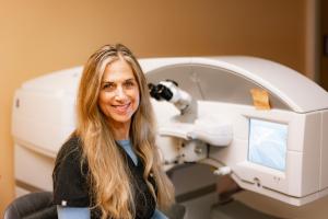 Dr. Sandy T. Feldman, Clearview Eye & Laser Medical Center