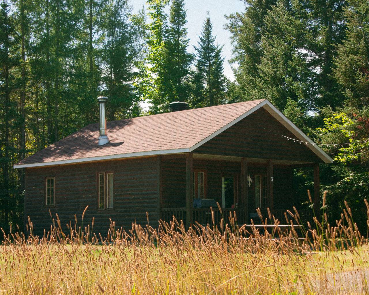 Chalet Km42 en été à Val-David