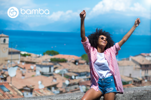 Dancing influencer on vacation - Bamba Travel