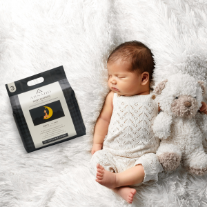 Arsahd Baby diaper packs (Sizes 1-5) are thoughtfully designed with a convenient carry handle and the outer packaging is made using over 70% renewable and sustainable materials. 