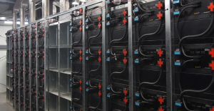 Electric vehicle and energy storage system maintenance