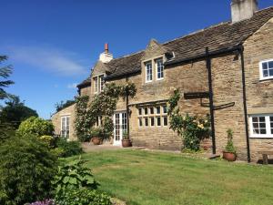 Country House on People Like Us - UK