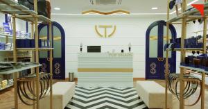 D'Art Reinvents Top Brass