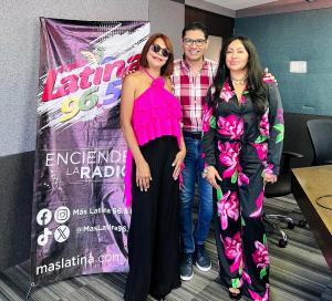  Dra. Lizzy interviewed by lead news anchor Gerson Berdón and actress Keyla Wood at La Más Latina 96.5 FM.