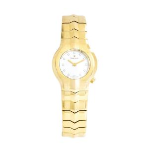 Elegant, circa 2002 Tag Heuer ladies’ wristwatch (Ref. WP1443), cased in 18k yellow gold and fitted with a cream mother of pearl dial, adorned with 12 inset full-cut diamonds. (CA$9,440)