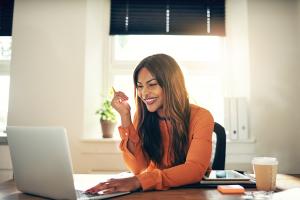 Woman logs on to Power Hour