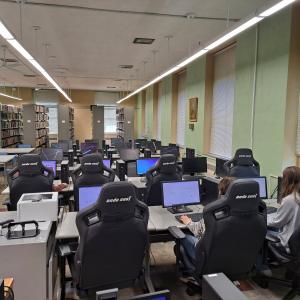 AndaSeat In HighSchool